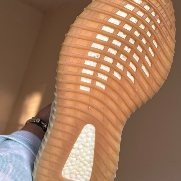 Adidas Yeezy boost 350 V2 Sesame’s - Picture 7 of 8